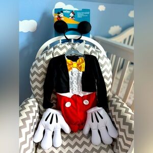 Brand New Kid Disney Mickey Mouse Costume